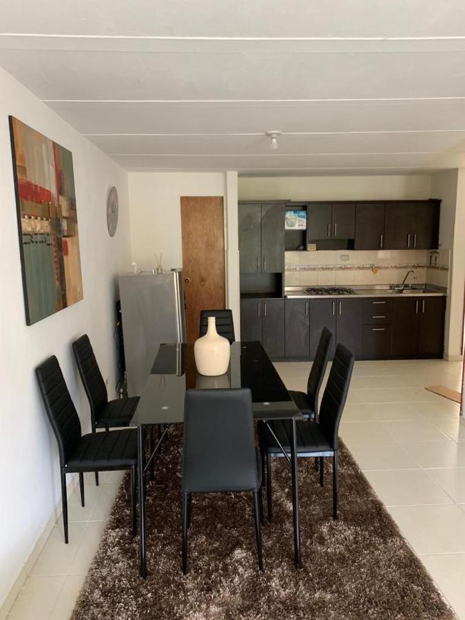 E2 Comodo Y Amplio Apartamento En Laureles Estadio 120 Mts2 메딜린 외부 사진