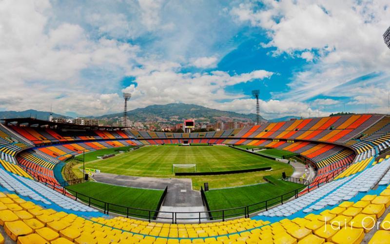 E2 Comodo Y Amplio Apartamento En Laureles Estadio 120 Mts2 메딜린 외부 사진