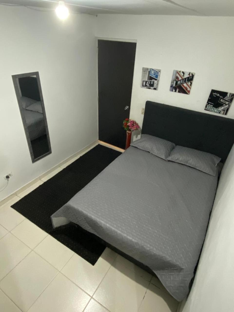 E2 Comodo Y Amplio Apartamento En Laureles Estadio 120 Mts2 메딜린 외부 사진